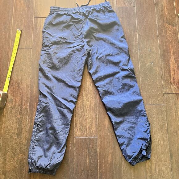Y2K Reebok Men's Track Pants Blue Nylon Windbreaker Joggers Vintage 90s Size S - Picture 8 of 9